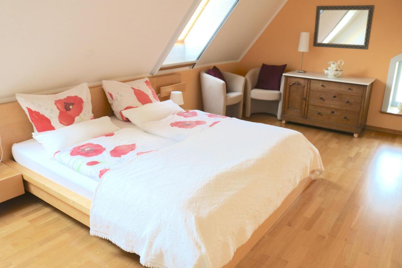 Familienfreundliche Ferienwohnung Am Reuterteich Seedorf  エクステリア 写真